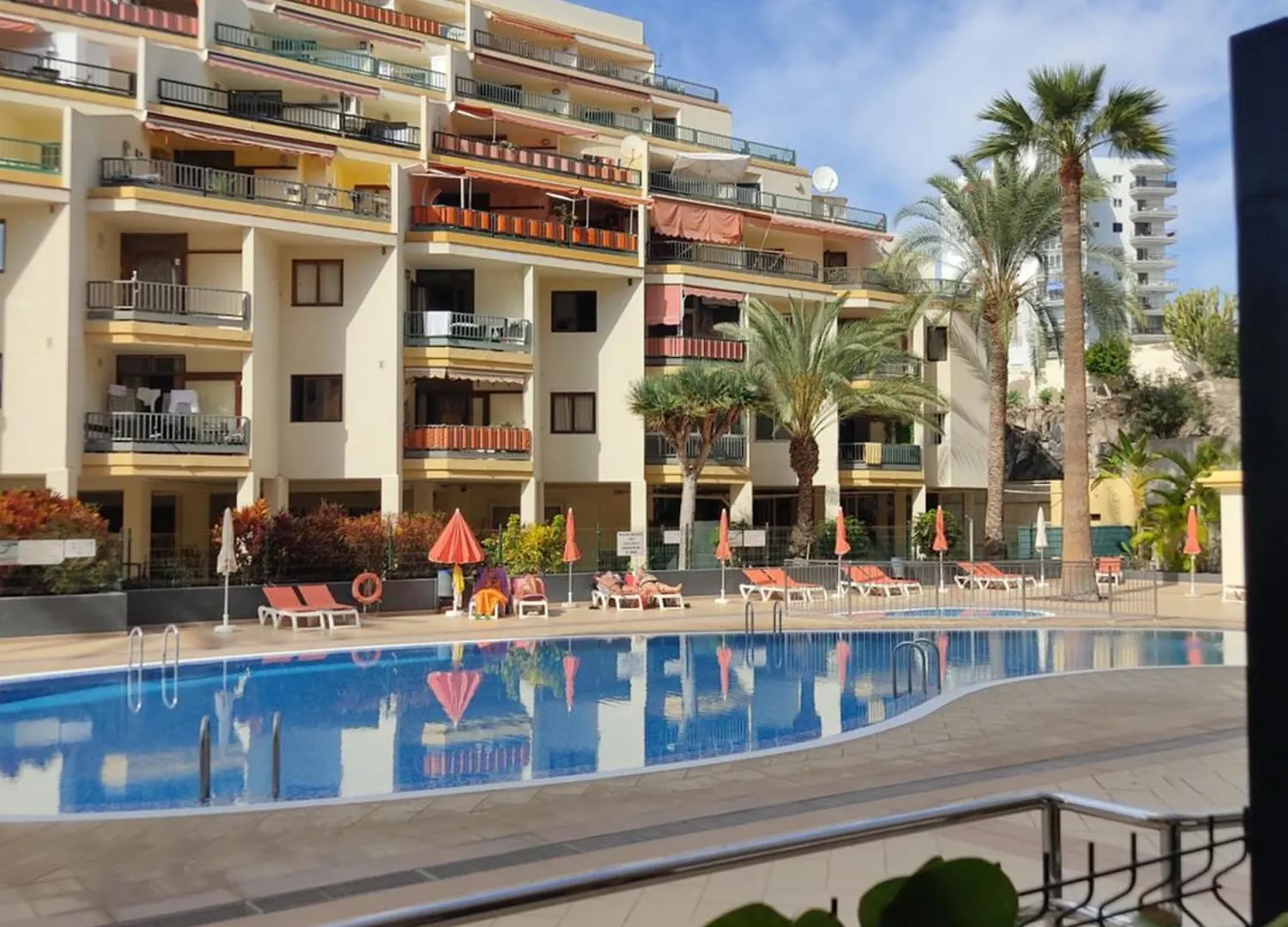 Apartamento En Los Cristianos Edificio Guayero