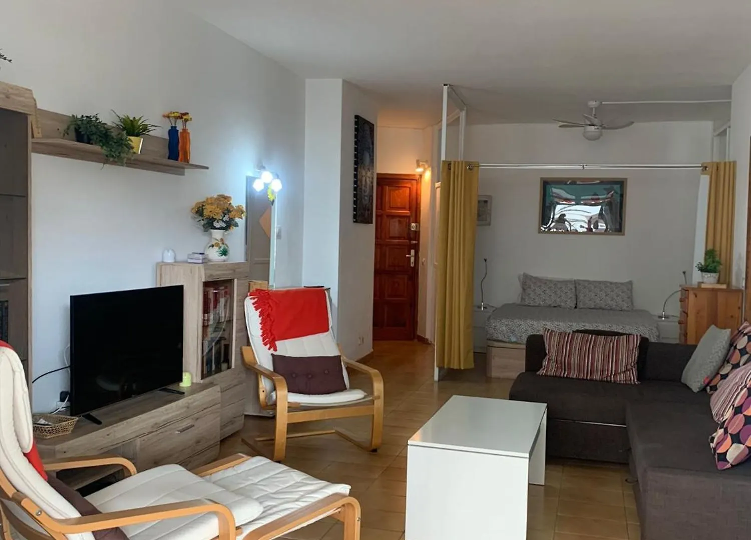 Apartamento En Los Cristianos Edificio Guayero Apartment